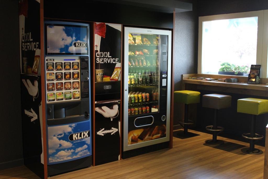 Hotel Ibis Budget Laval Bonchamp Les Laval Εξωτερικό φωτογραφία