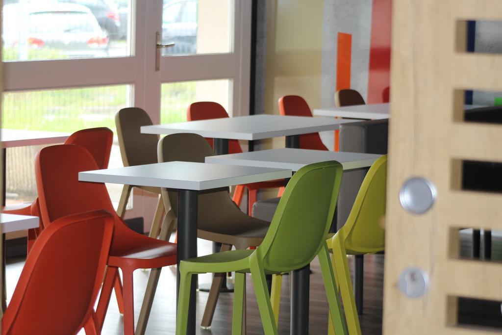 Hotel Ibis Budget Laval Bonchamp Les Laval Εξωτερικό φωτογραφία