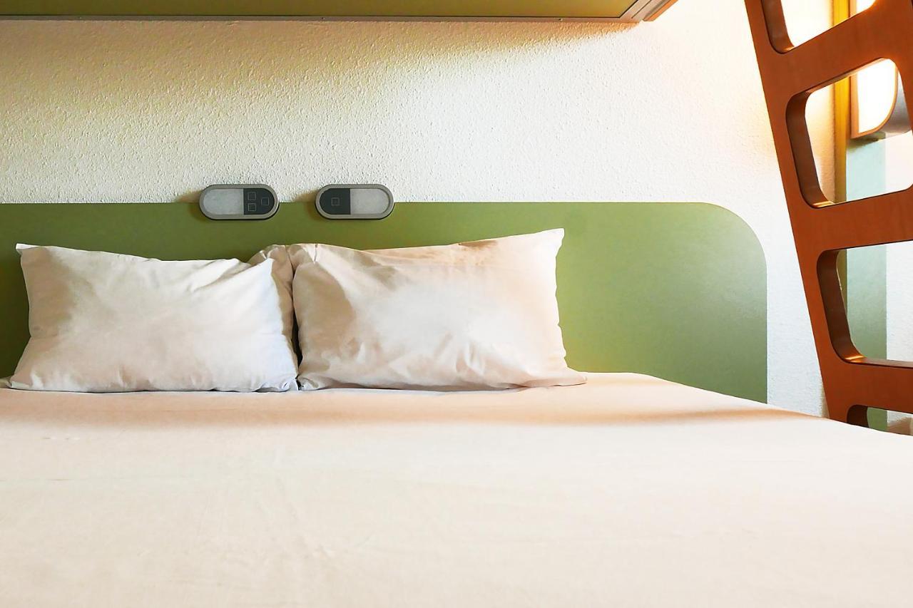 Hotel Ibis Budget Laval Bonchamp Les Laval Εξωτερικό φωτογραφία