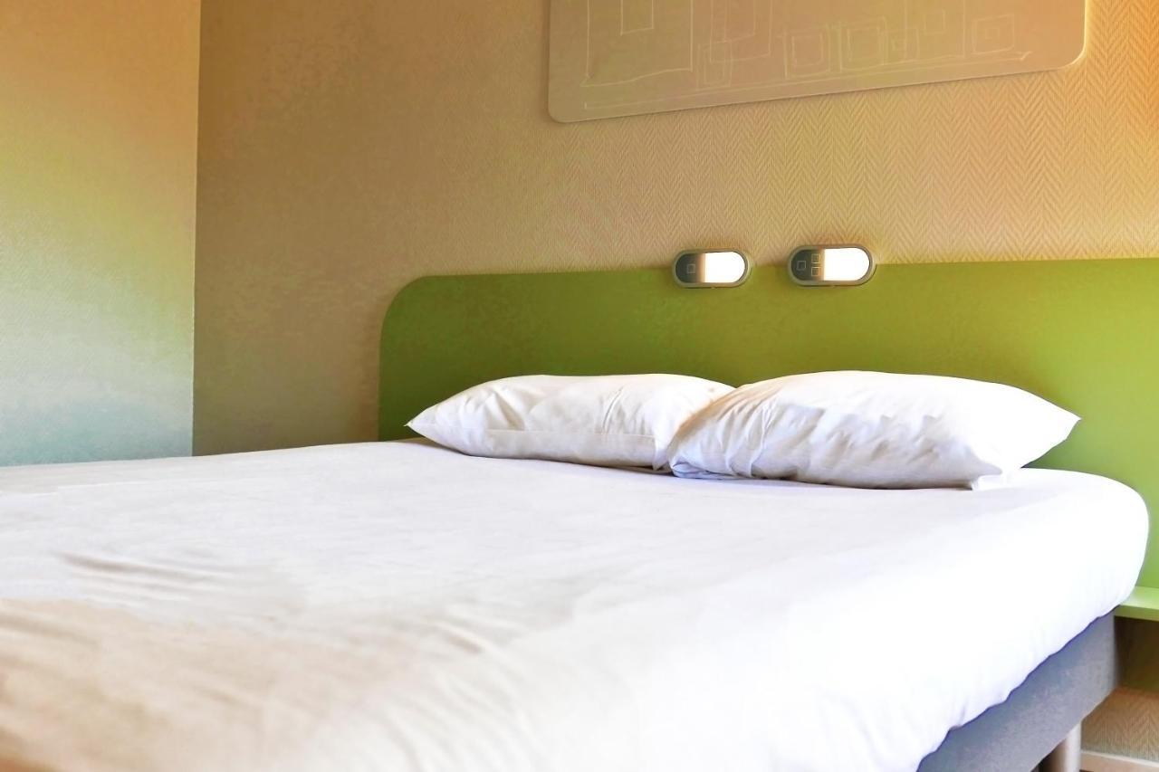 Hotel Ibis Budget Laval Bonchamp Les Laval Εξωτερικό φωτογραφία
